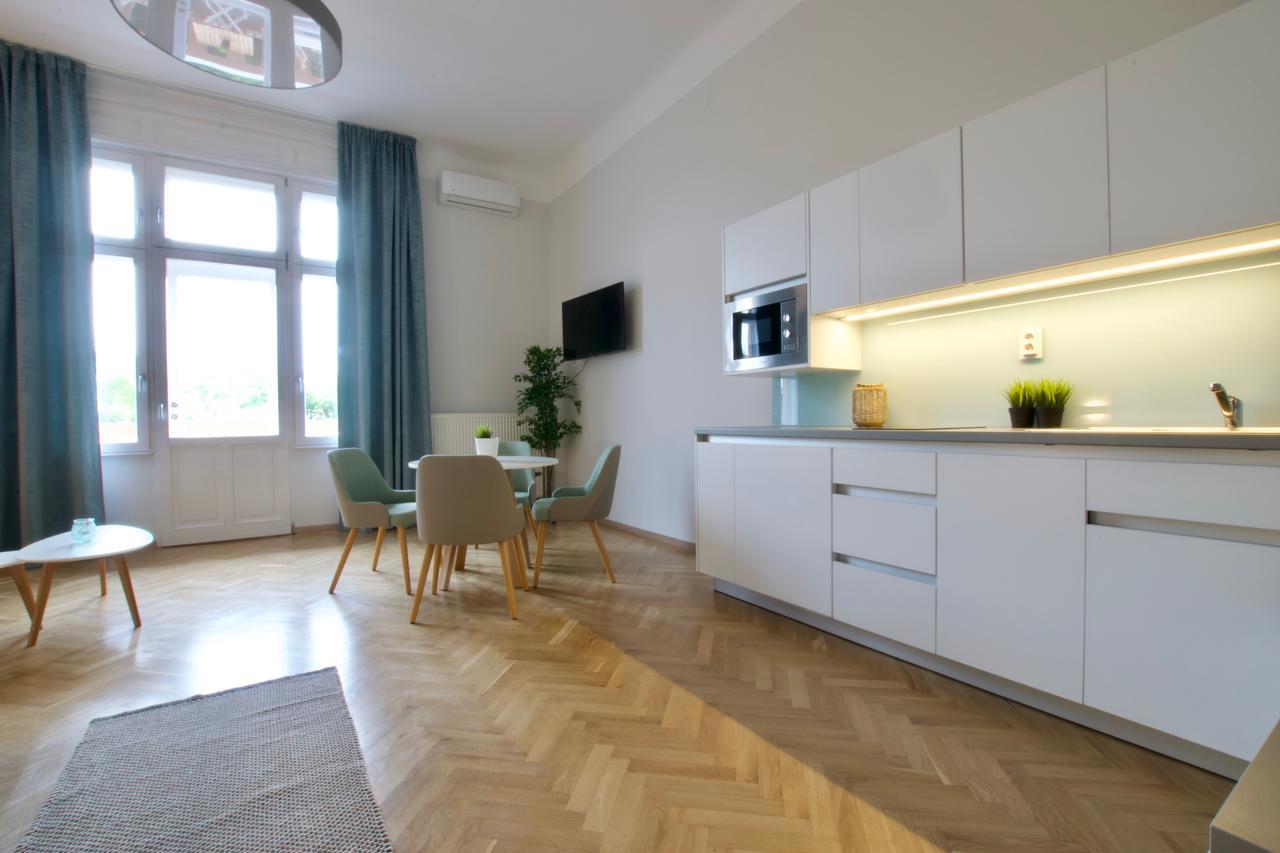 Europest Luxury Suites Budapest Exterior foto