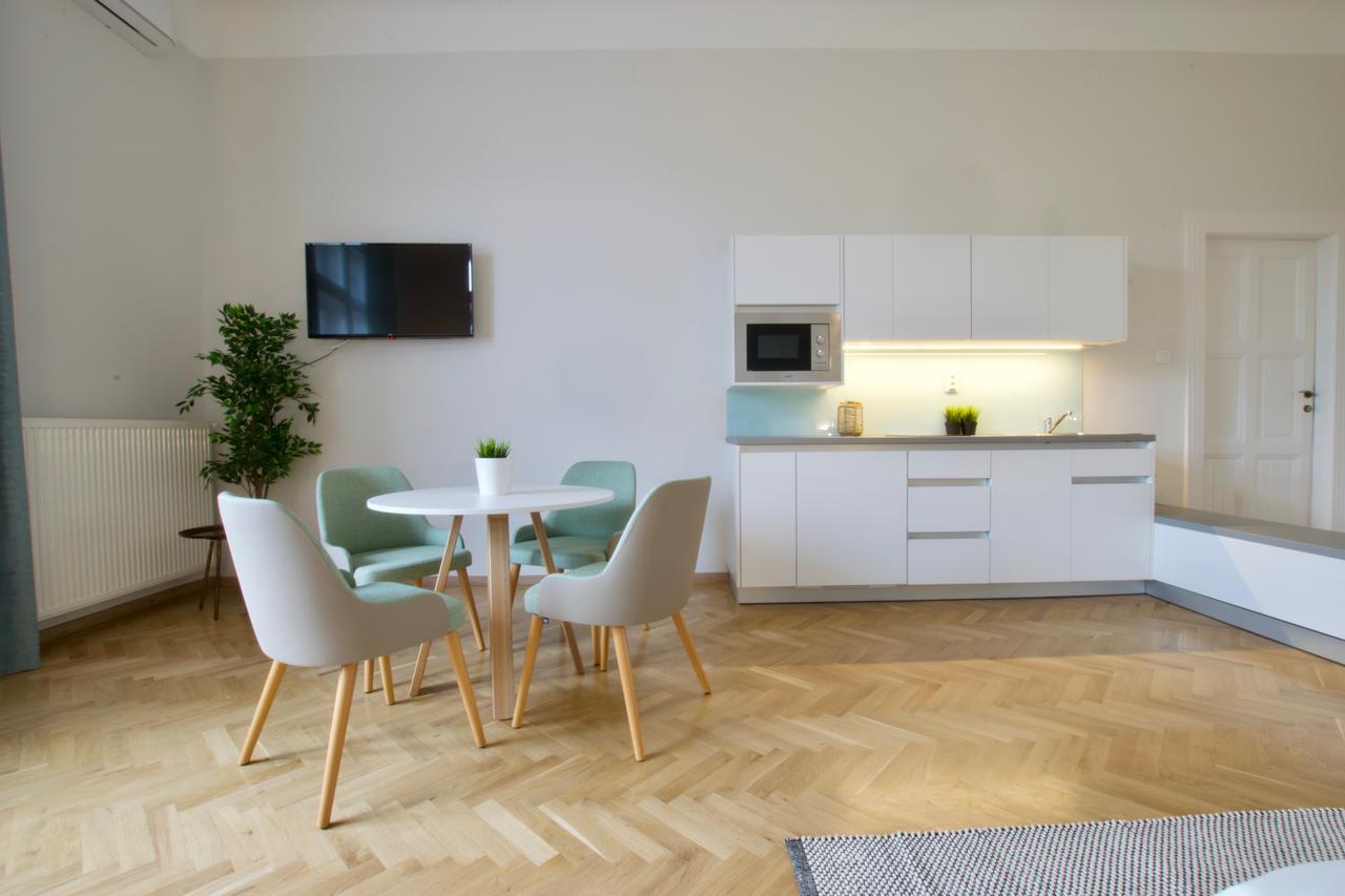 Europest Luxury Suites Budapest Exterior foto