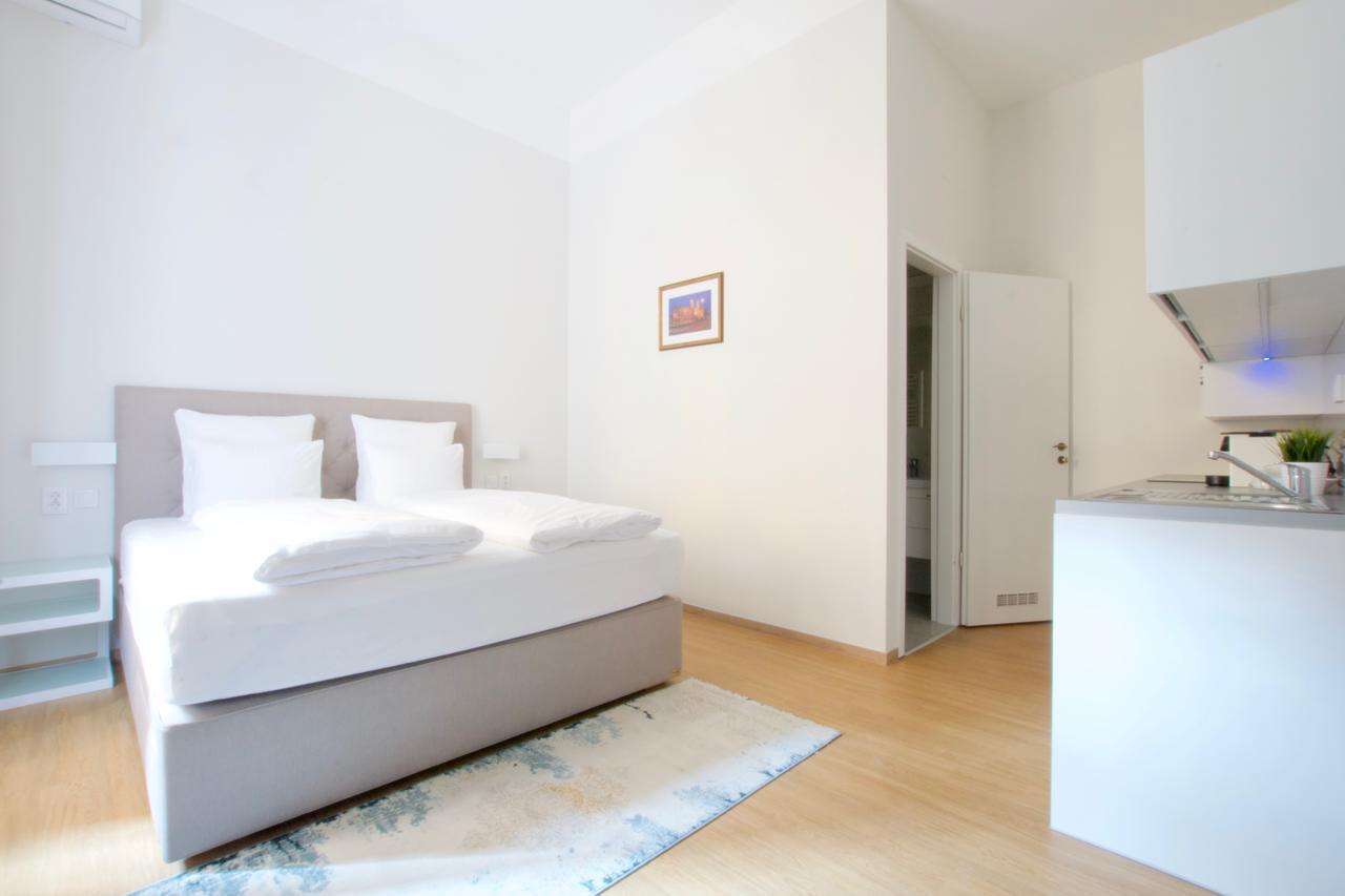 Europest Luxury Suites Budapest Exterior foto